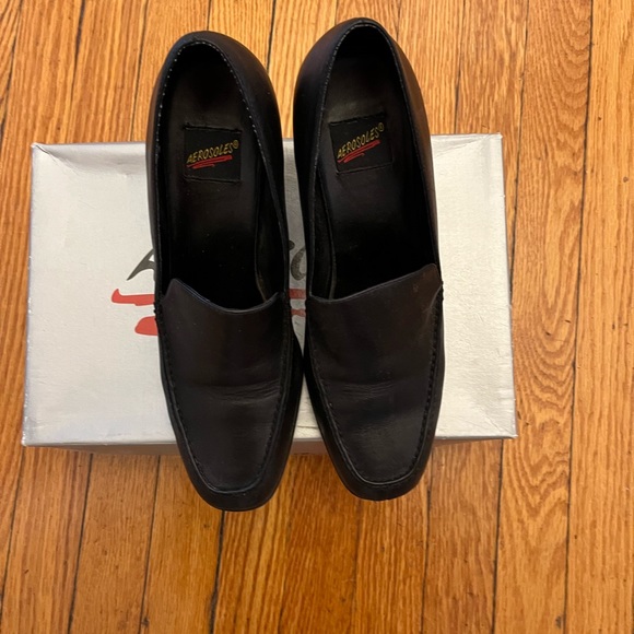 Aerosoles Women’s Shoes - Picture 3 of 5